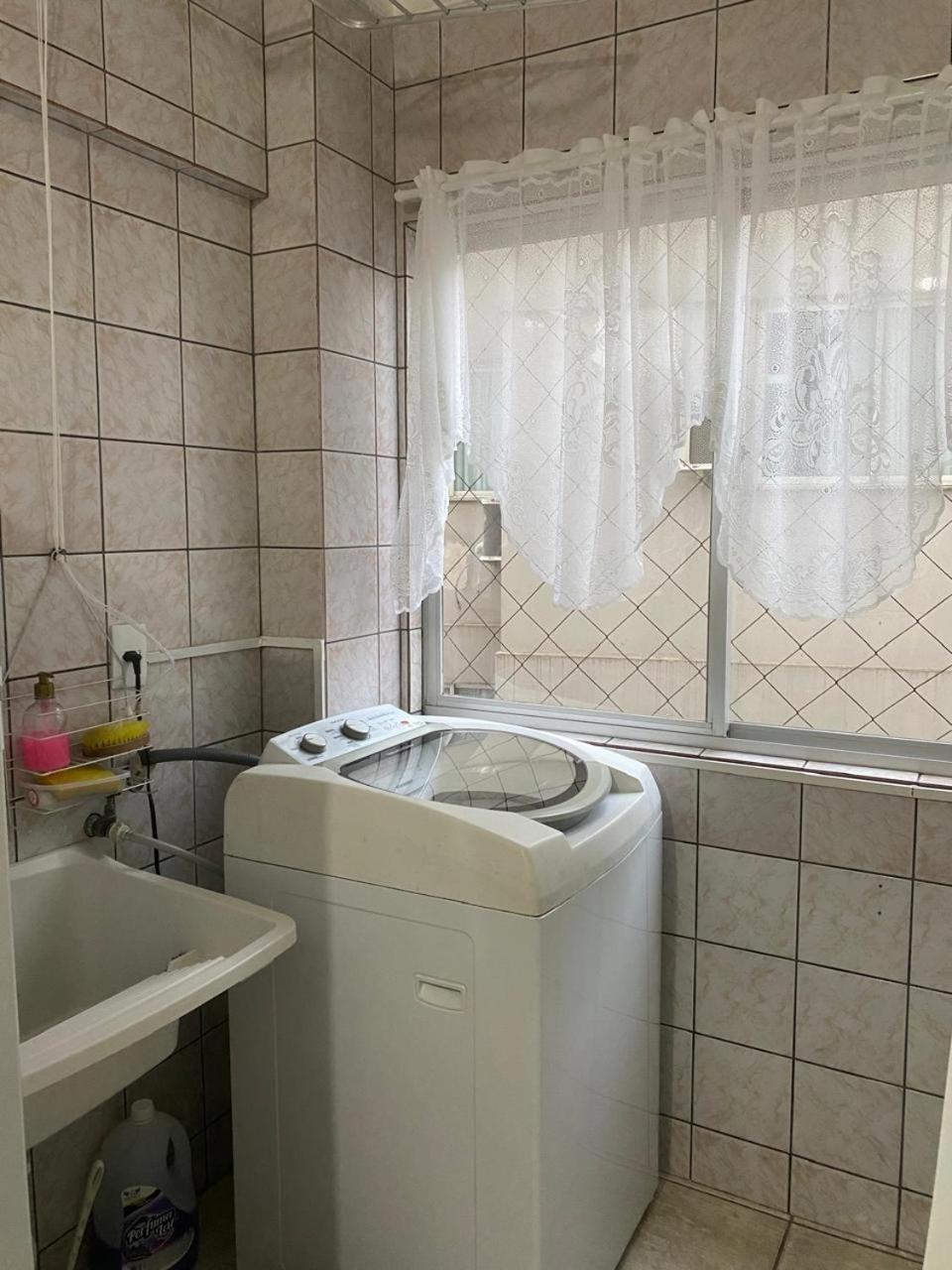 Apartamento Centro Balneario Camboriu, Dois Quartos, Garagem *